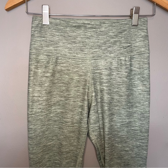 Nike Dri Fit Leggings - Picture 2 of 3